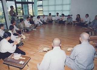 IDI020929c